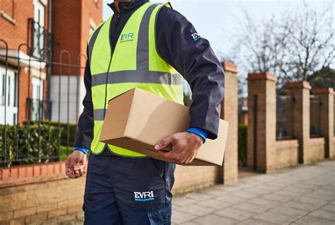 send cheap parcel - cheapest tracked parcel delivery uk.